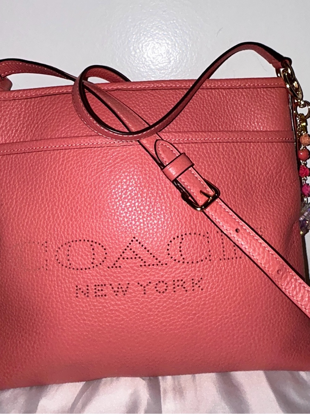 Coach File Crossbody in Perforated Pebble Leather .  Like New! - Picture 4 of 15